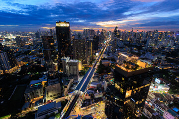 Bangkok sukhumvit cityscape - obrazy, fototapety, plakaty