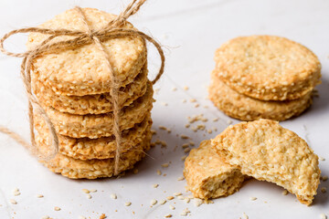 Oatmeal cookies with sesame