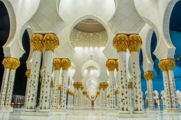 Sheikh Zayed Grand Mosque, Abu Dhabi, UAE.