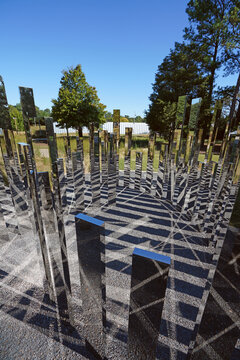 Raleigh, NC - USA - 10-09-2023: Mirror Labyrinth NY Sculpture By Artist Jeppe Hein At The North Carolina Museum Of Art