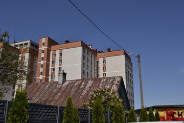 houses in the city
