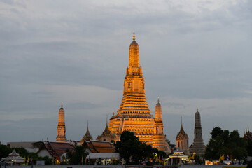Fototapeta premium Wat Arun Ratchawararam Bangkok Thailand