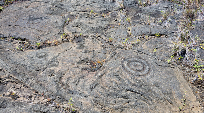 Hawaii Chain of Craters road petroglyphs