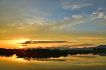 Obraz premium 瓢湖の朝景（新潟県）