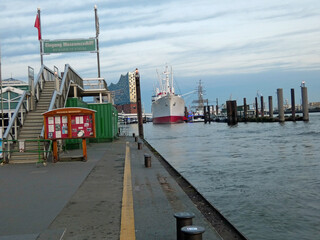 Hamburg's steinwerder island with a view of the harbour on the elbe