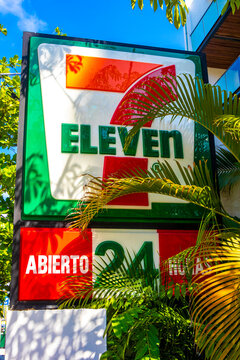 7 Eleven shop store entrance logo Playa del Carmen Mexico.
