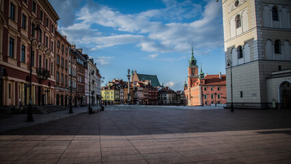 Empty Warszawa COVID