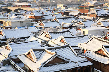 the snow scene of Hanok Village