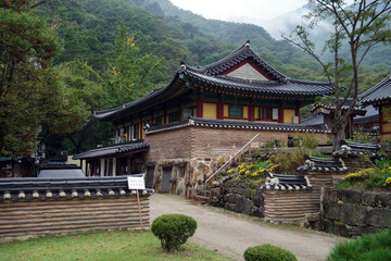 Fototapeta na wymiar Temple of Yongmunsa Temple, South Korea
