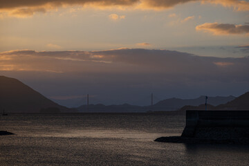 Fototapeta na wymiar 日本の広島県の忠海港の美しい日の出