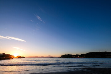 神奈川県逗子市逗子海岸からの夕日