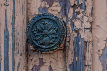 Whispers of Grandeur: Exploring the Abandoned Beauty of Seroczyn Palace – A Cinematic Journey Through Time and Forgotten Splendor