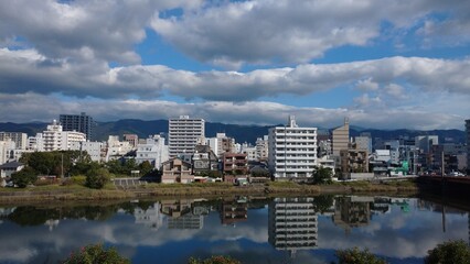 Obraz premium riverside city