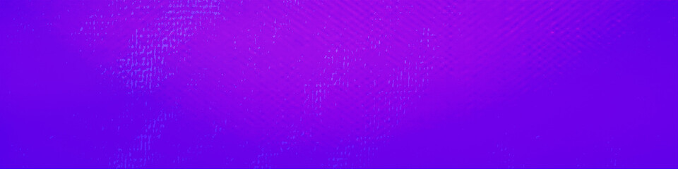 Obraz premium Purple gradient panorama background with copy space for text or your images