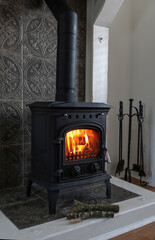 heating fireplace energy alternative system old-fashioned flame warm house