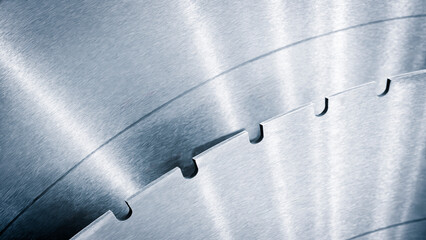 Toofh tip of circular saw blade close-up