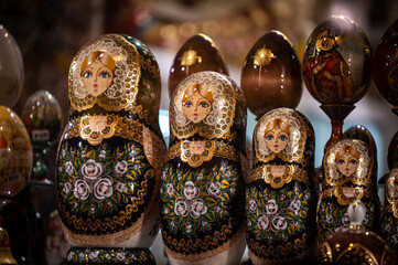 Russian Wooden Nesting Dolls or Russian Matryoshka Dolls for sale in Moscow..