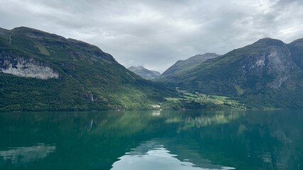 Fototapeta na wymiar Norway fjord - Stryn