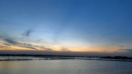 Obraz premium Malabon dike on a cold November morning