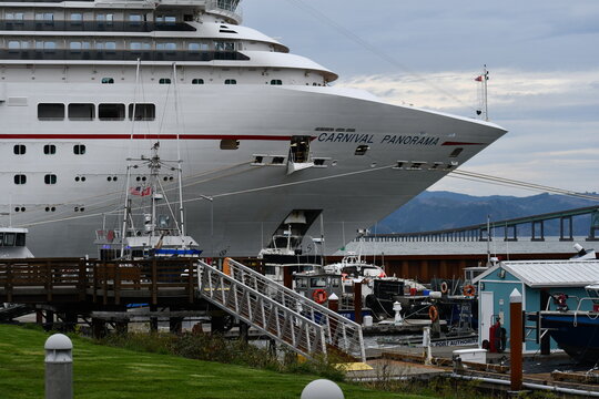 Carnival cruise ship Panorama.