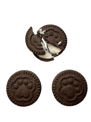  chocolate cookies with filling inside