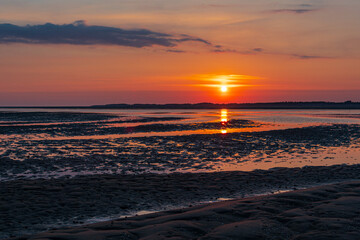 Sonnenaufgang im Wattenmeer auf der Insel Amrum