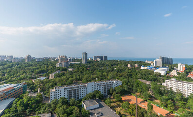 Bird's eye view of the city and green park