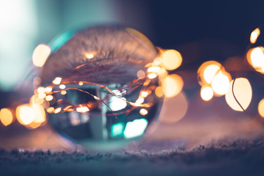 Reflection in lens ball