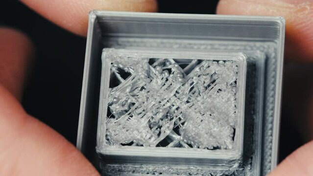 3D Printing Quality Issues and Print Defects Demonstration