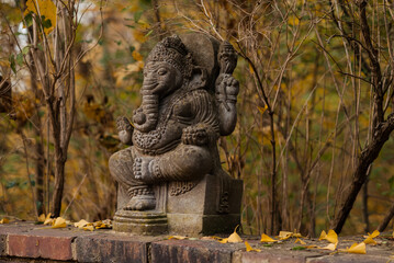 Fototapeta na wymiar Ganesha idol statue in zoo Leipzig