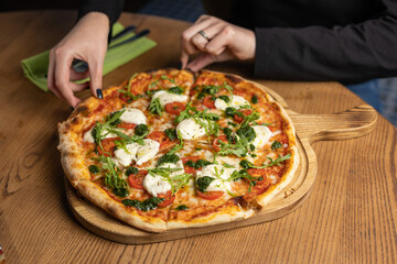 delicious margarita pizza with tomatoes and cheese