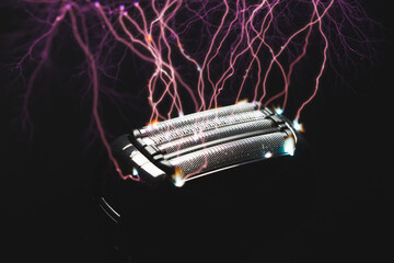electric shaver head with electrical lightning strikes on razor