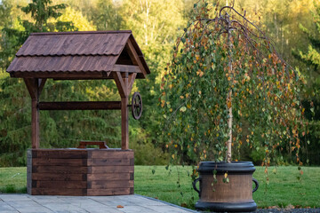 Obraz premium Old well in the garden