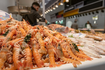 Close-up of fresh prawns on a market stall in the central Atarazanas market in Malaga, Spain. - 681193134