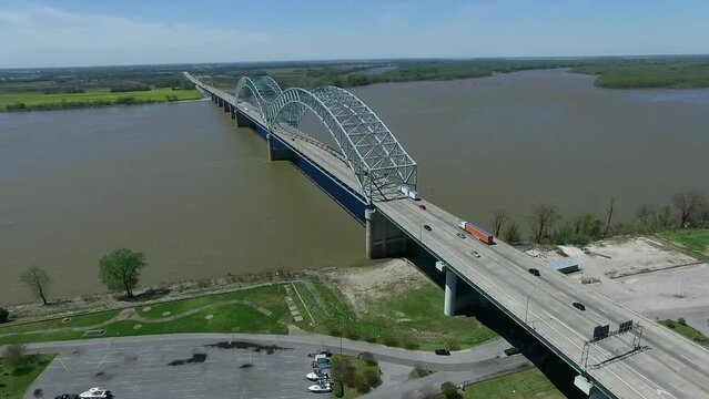 Hernando de Soto Bridge in Memphis Mississippi River, Trafic in Background. Arkansas and Tennessee Line