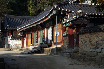 Naklejka premium Temple of Silleuksa, South Korea
