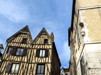 Fototapeta premium Auxerre Unveiled: Roaming the Charming Streets of the Historic Village