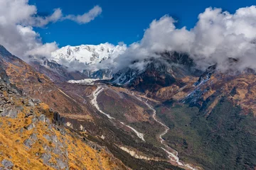 Papier Peint photo autocollant Ama Dablam Beautiful Himalayan Landscape of Sele La Pass in Kanchenjunga Mountain, Nepal before Chairam Viilage