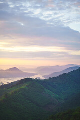 Obraz premium sunset in the mountains