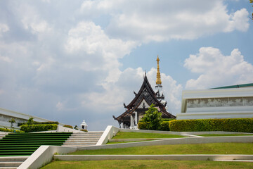 Thamma Chedi Luang Maha Bua Museum At Wat Pa Ban Tat is a new landmark There is a beautiful white...