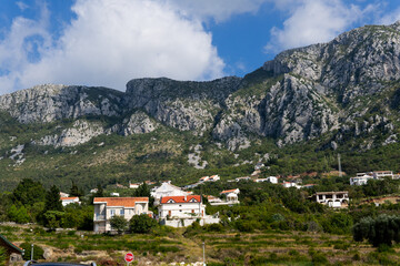 Fototapeta premium village in the mountains