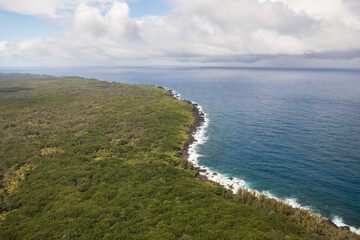 Fototapeta na wymiar Aerial coastal view of the Island of Hawai'i 