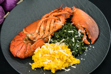 Hummer als Suppe oder als Surf and Turf