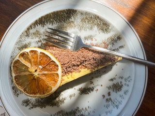 Lemon cheesecake with chocolate chips