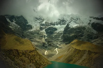 Fototapeten Glacial lake within The Peruvian Andes © Ryan