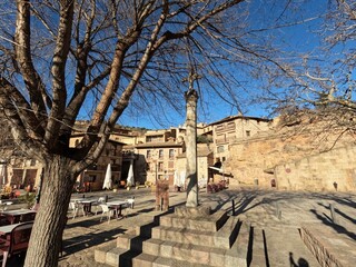 ALQUEZAR