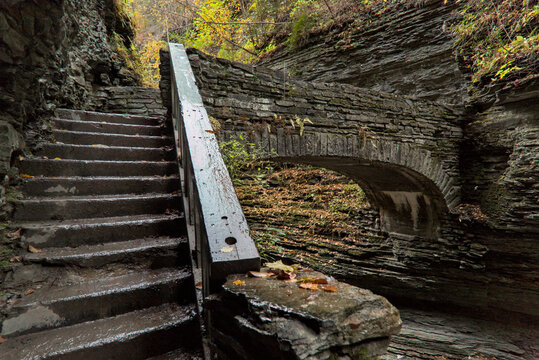 stone path detail at watkins glen state park (waterfalls in a gorge) upstate new york finger lakes region hiking in autumn (beautiful leaves changing colors, fall foliage) stairs staircase