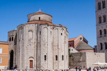 Fototapeta premium Charming old town of Zadar, Croatia, with historic architecture and rich cultural heritage, ideal for travelers seeking to immerse themselves in local traditions.