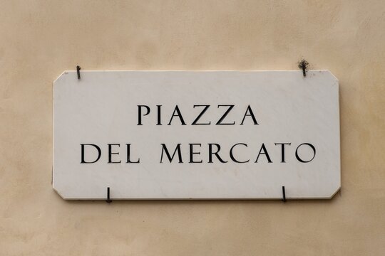 Targa toponomastica - Piazza del mercato
