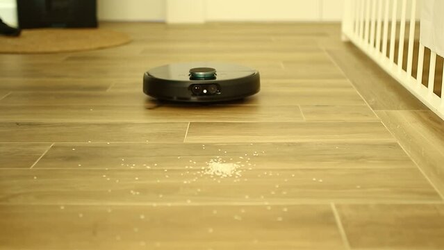 aspiradora inteligente actual trabajando para que logremos un estilo de vida sin preocuparnos demasiado por las tareas del hogar